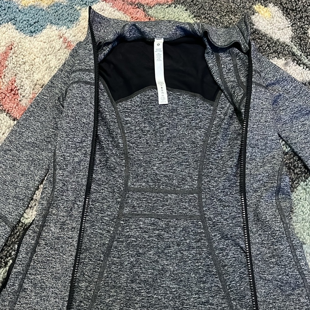 size 0 lululemon grey define jacket